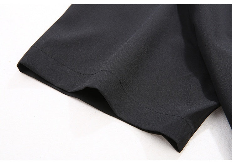 In Summer Men's Shirts And Short Sleeves Are Fatter
