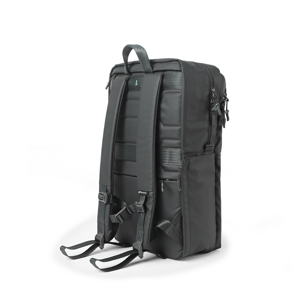 Cecil Trackies Backpack - Stealth Bomber Edition 25L