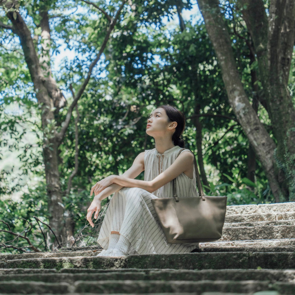 Clementine Leather Tote Bag