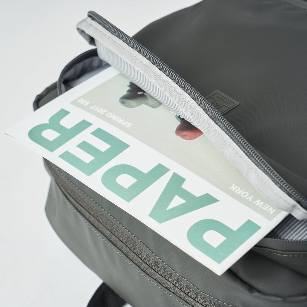 Cecil Trackies Backpack - Stealth Bomber Edition 25L
