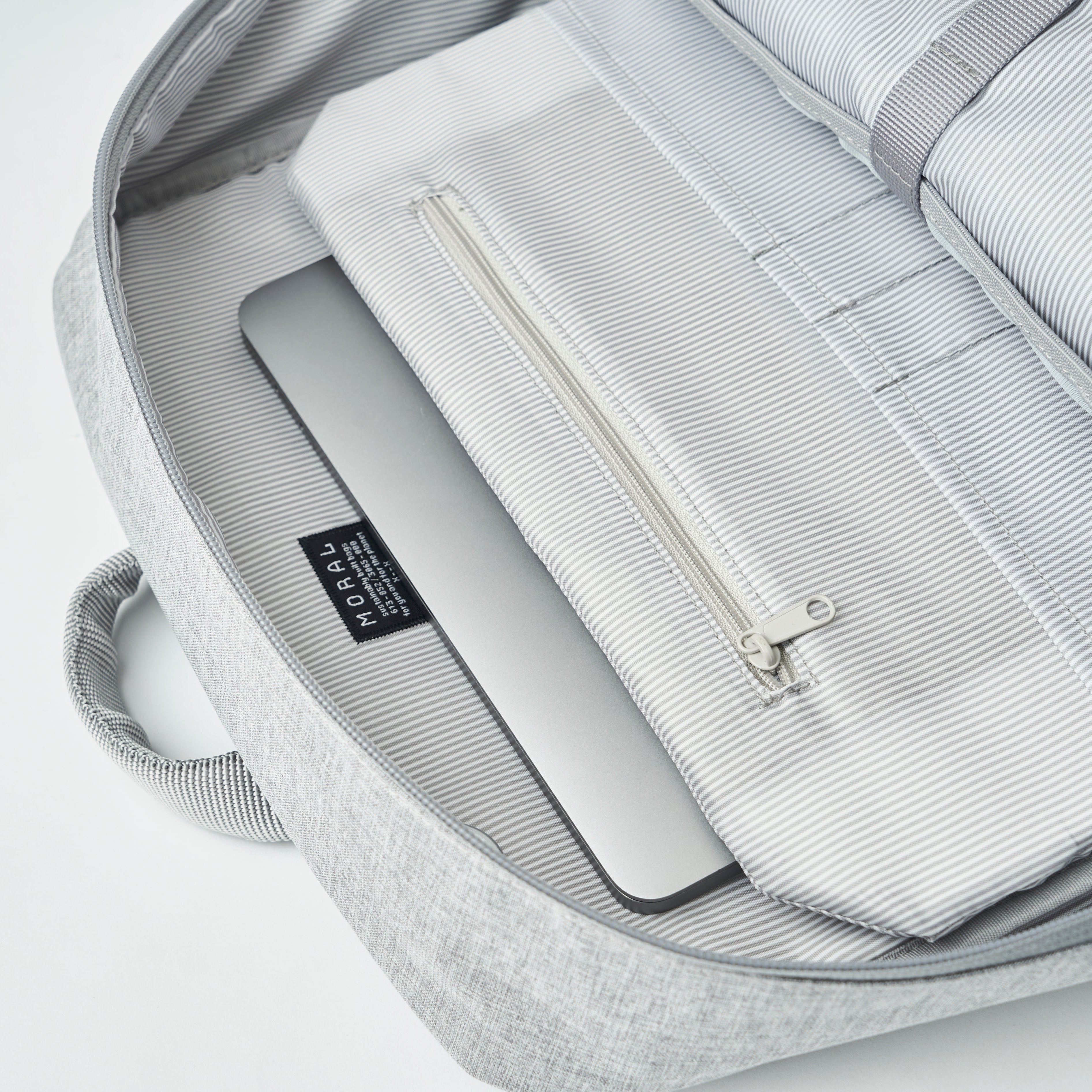 Cecil Trackies Backpack - Lite 25L