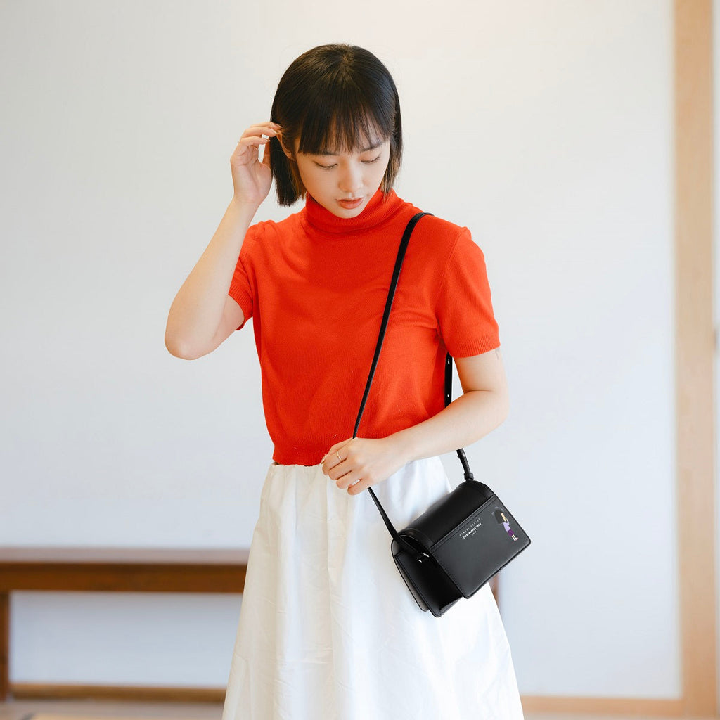 Samuel Ashley x Chibi Maruko Chan East-West Leather Crossbody Bag