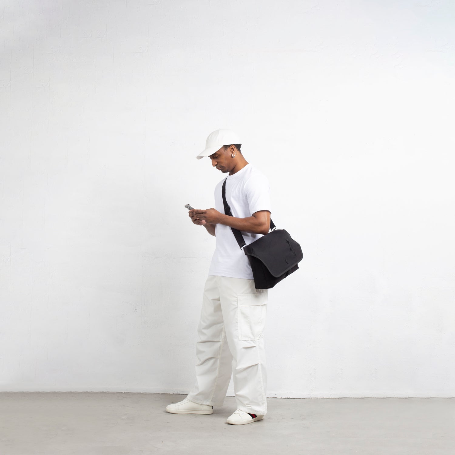 Northside Bostin Messenger Bag  L