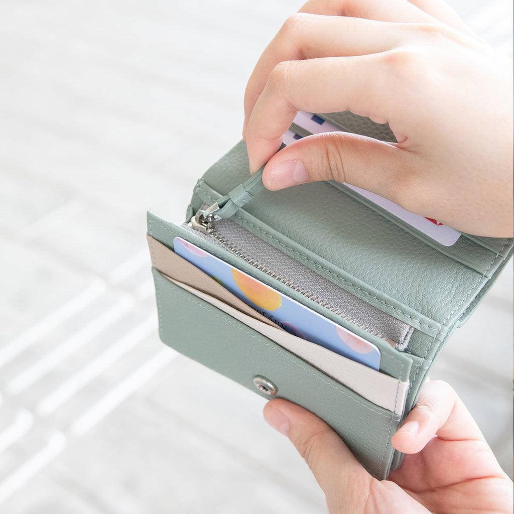 Lola Leather Bi-fold Wallet